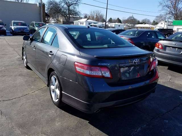 2011 Toyota Camry SE V6 4dr Sedan 6A